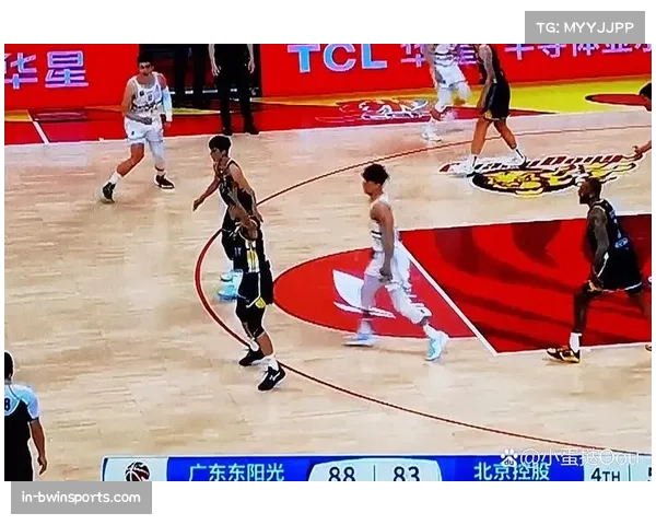 北控对阵天津末节单节狂失40分 防守专注度在关键时刻崩塌